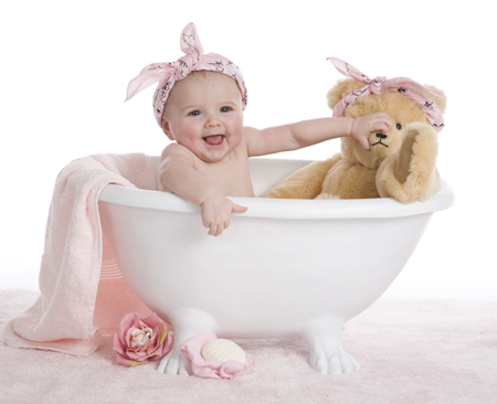 Happy Bath With Teddy