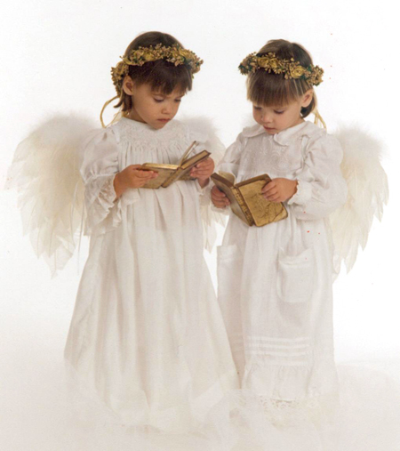 Two Angels with Books