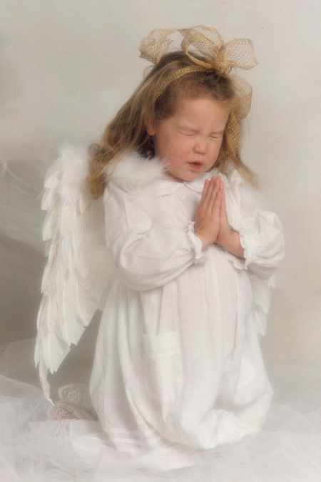 Angel Girl Prays