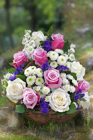 Spring Rose Bouquet F681