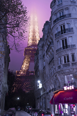 Eiffel Tower Illuminated PAR103