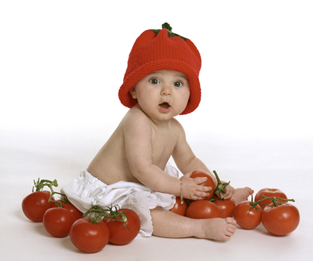 Cute Baby with Tomatoes MF4763