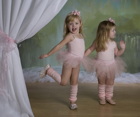 Two Sweet Ballerina Girls MF5278