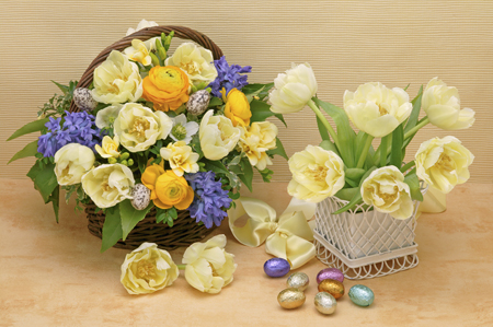 Easter Flowers and Eggs EA142