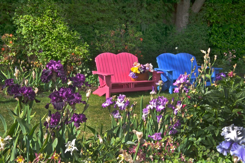 Flower Garden – Pink and Blue Bench